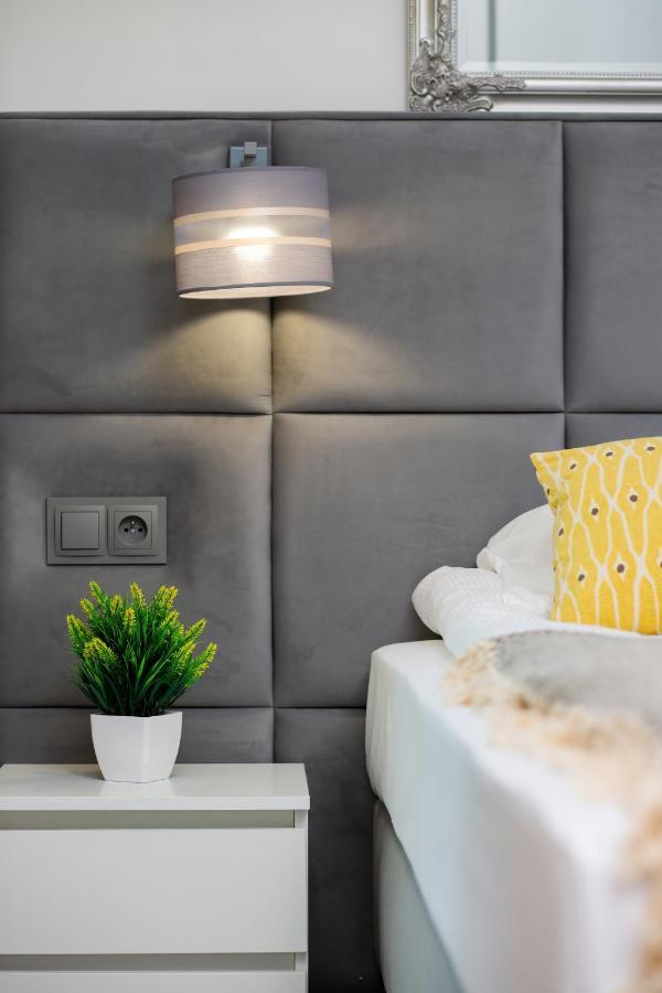 Apartments With Parking Warsaw Business Center By Noclegi Renters Luaran gambar