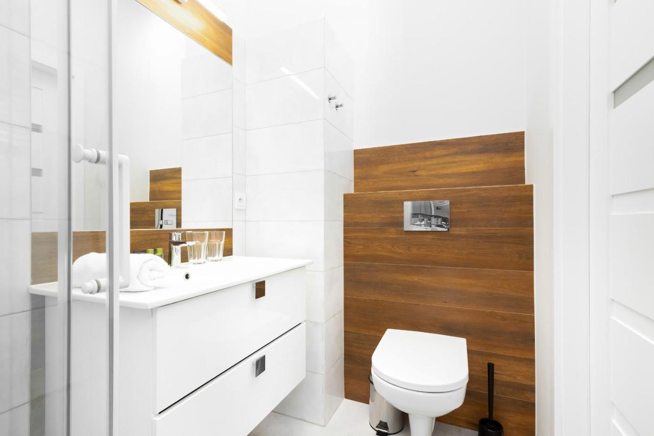 Apartments With Parking Warsaw Business Center By Noclegi Renters Luaran gambar