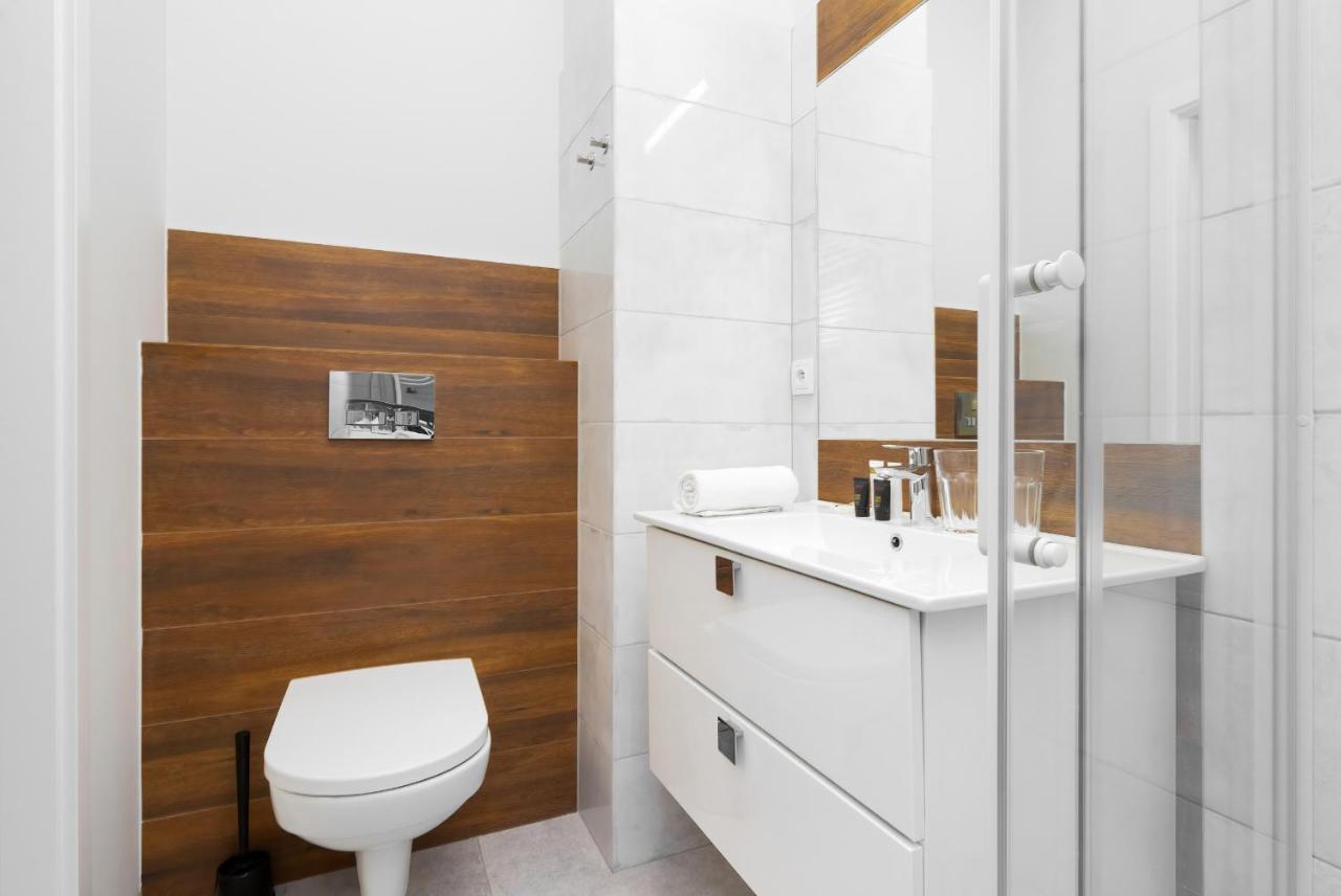 Apartments With Parking Warsaw Business Center By Noclegi Renters Luaran gambar
